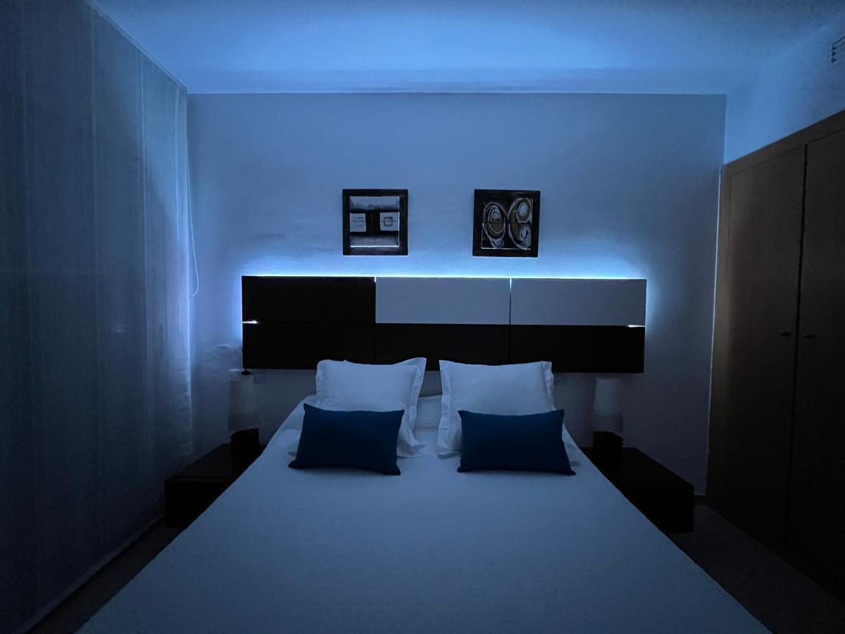 Blau Apartamento Frente A Los Canales Y Las Puestas De Sol De Roses Extérieur photo